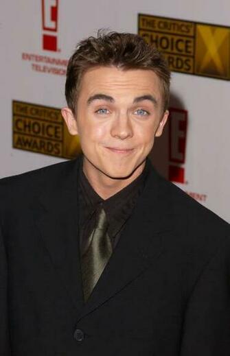 Courtney Alexis Stodden Frankie Muniz Wallpaper