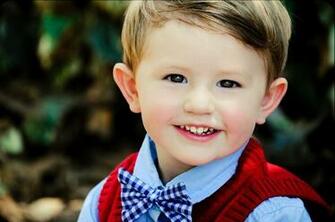 Cute Little Boy Photos HD Wallpaper