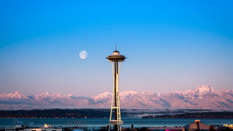 Seattle Space Needle Moon 4k Ultra HD Desktop