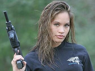 Girls With Gun Wallpaper Beautiful Guns