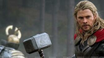 Chris Hemsworth Wallpaper