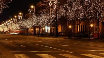 Budapest At Christmas Image Wallpaperfusion By Binary