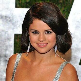 Selena Gomez In Silver Dress Wallpaper For iPad