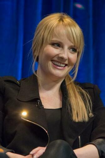 Melissa Rauch Wallpaper
