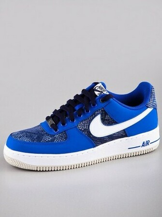 Im Genes Nike Air Force Girls Shoe