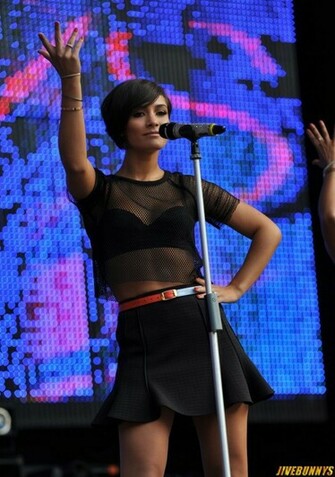 Frankie Sandford Sexy Photos Gallery