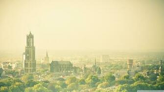 Hazy Utrecht From The Conclusion Flat 4k HD Desktop