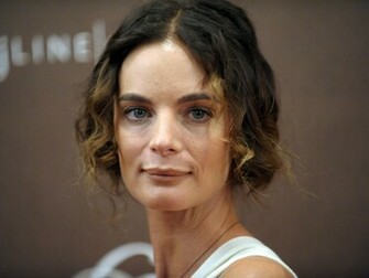 Gabrielle Anwar Wallpaper Photos Fanphobia