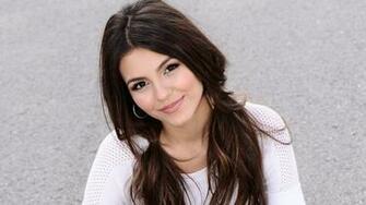 Victoria Justice Computer Wallpaper Desktop Background
