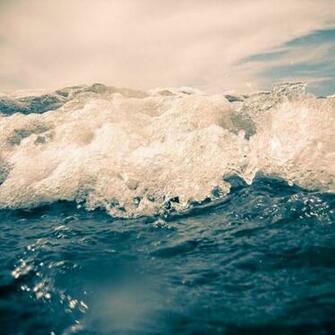 Ocean Waves iPad Wallpaper iPhone