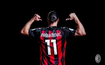 Official Ac Milan Striker Zlatan Ibrahimovic Signs Contract And