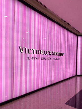 Victoria Secret Wallpaper
