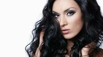 Full HD Wallpaper Brunette Attractive Long Hair Mascara