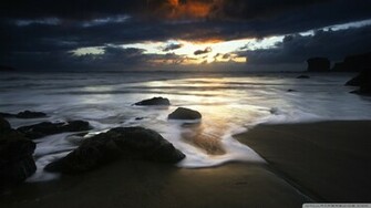 Beautiful Beach Scene Wallpaper