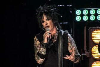Sixx Am