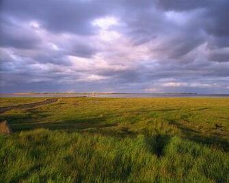 Holy Island Road Desktop Pc And Mac Wallpaper