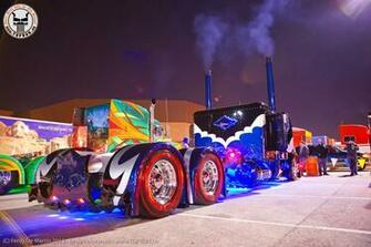 Related Wallpaper Peterbilt Trucks Night Show In Usa