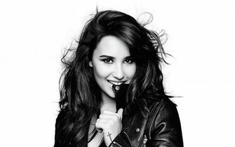 Demi Lovato Wallpaper