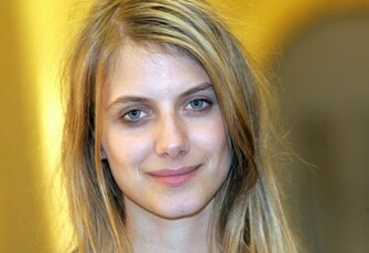 Melanie Laurent Wallpaper Popular Pictures