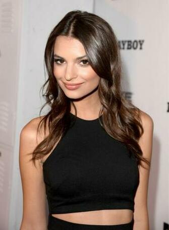 Cevap Emily Ratajkowski HD Wallpaper