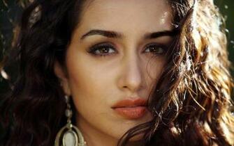 Shraddha Kapoor Very Cute Face Photos HD Wallpaper Image Pictures