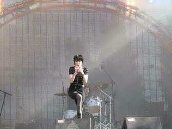 Crystal Castles Wallpaper