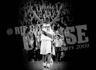 Portland Trail Blazers Travis Outlaw Three Wallpaper