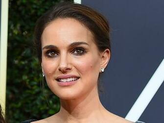 Golden Globes Natalie Portman Slams Hfpa For Only