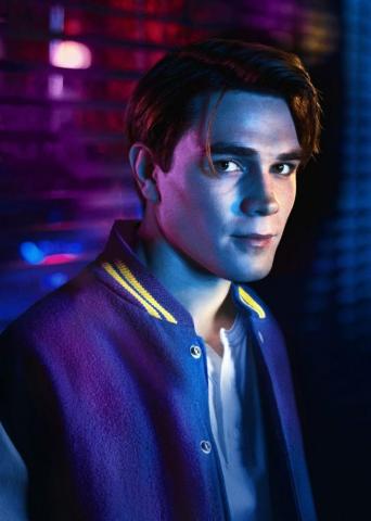Slideshow Riverdale Pilot Photos