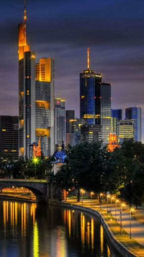 City iPhone Wallpaper