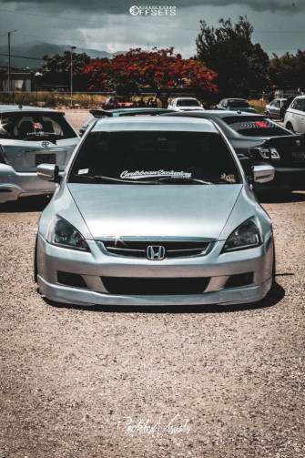 Honda Accord With Aodhan Ds01 And 35r19