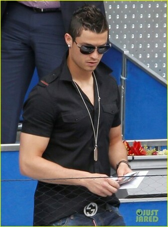 Football Stars Cristiano Ronaldo Profile And New Pictures Image