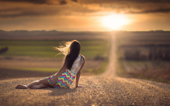 Alone Sad Girl Wallpaper