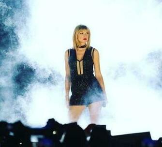 Taylor Swift Hot Image Recent Photos Wallpaper