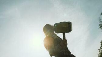 Thor Hammer Wallpaper Sunlight Chris