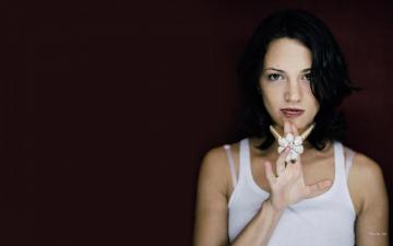 Asia Argento Movies HD Wallpaper