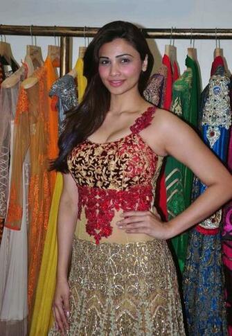 Daisy Shah HD Wallpaper Pictures Celebbra