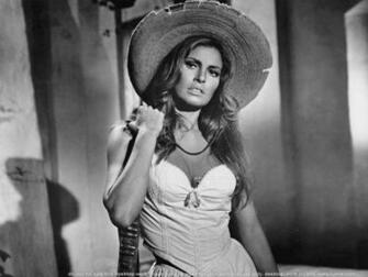 Raquel Welch Wallpaper Posters Photos Prints