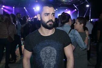 A Turma Boa Que Foi Ver Show Da Anitta Na Wallpaper Para