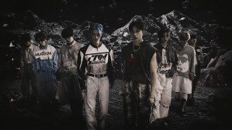 Stray Kids And Lisa S Social Path Teaches Us That A Flowery