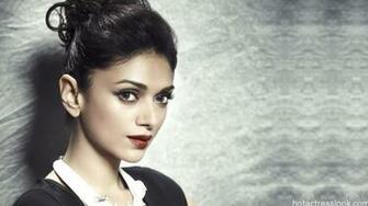 Aditi Rao Hydari Bikini Photos And Wallpaper