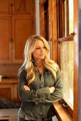 Nicole Curtis The Rehab Addict Diy