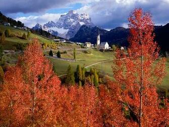 Italy Scenery Red Tree Wallpaper