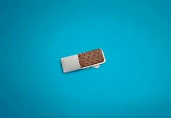 Android Timeline From Cupcake To Kitkat Wallpaper