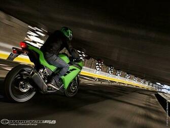 Kawasaki Ninja 250r Wallpaper