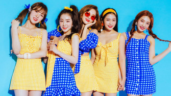 Red Velvet Wallpaper