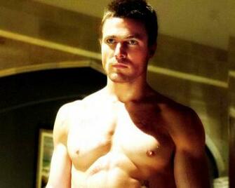 Oliver Queen Arrow Wallpaper
