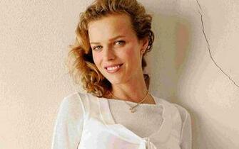 Eva Herzigova Wallpaper Celebrities