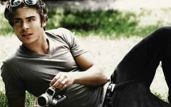 Zac Efron Desktop Wallpaper