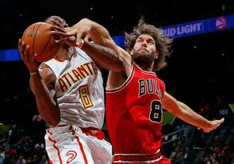 Chicago Bulls Should Embrace Full Tank Mode Trade Robin Lopez